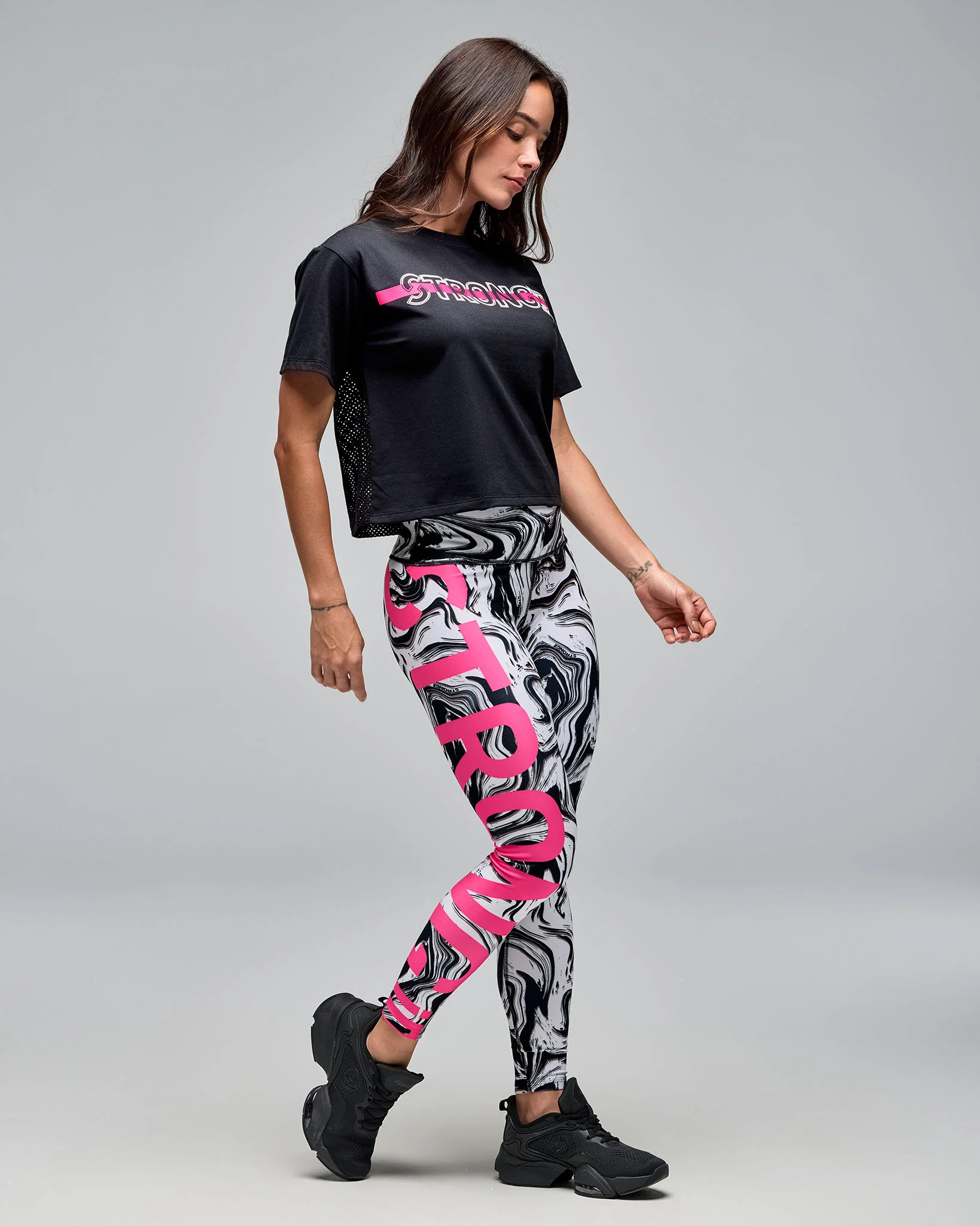 STRONG iD Boxy Top W Mesh Back - Image 10
