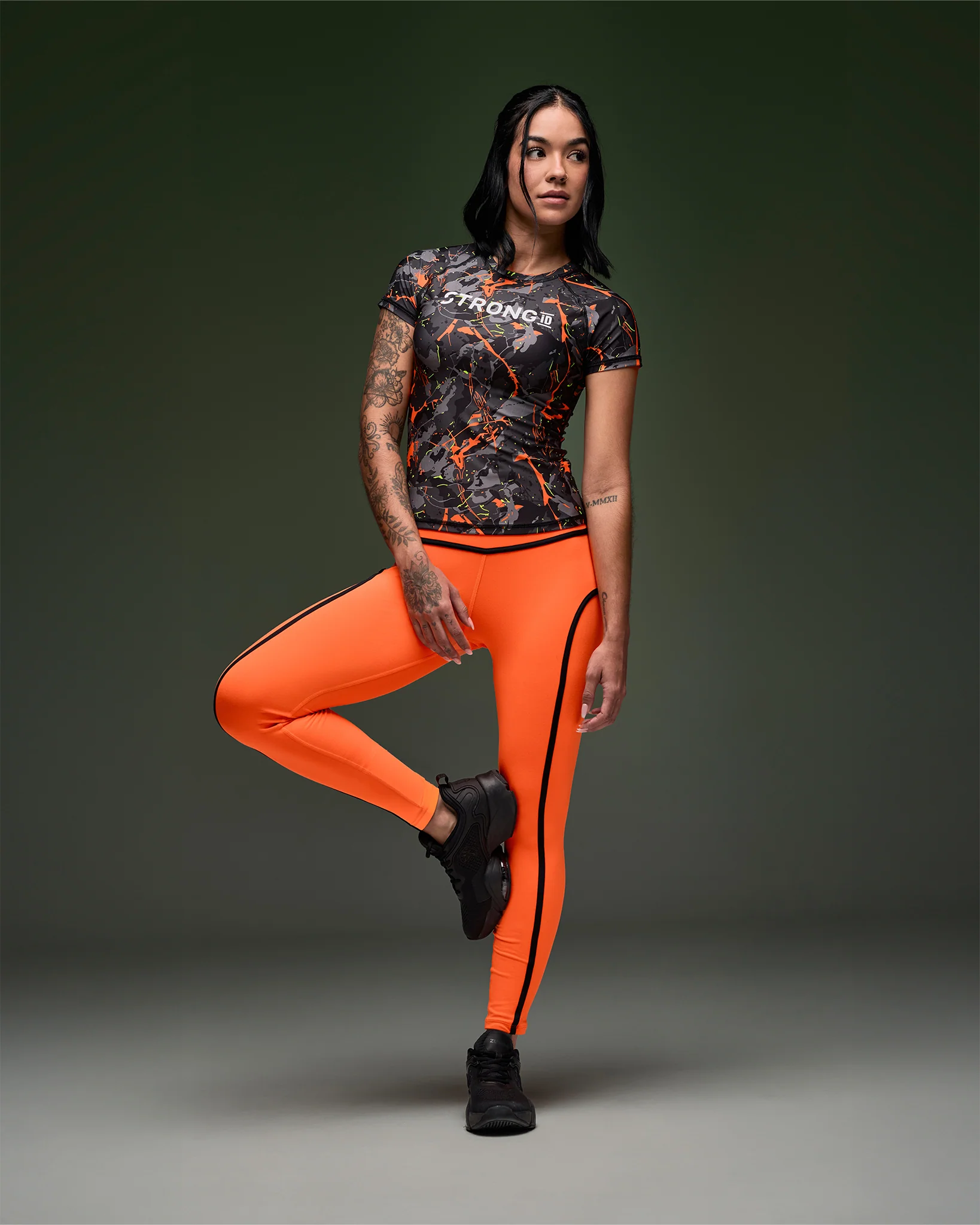 STRONG iD Fitted Raglan Cap Sleeve Top - Image 5