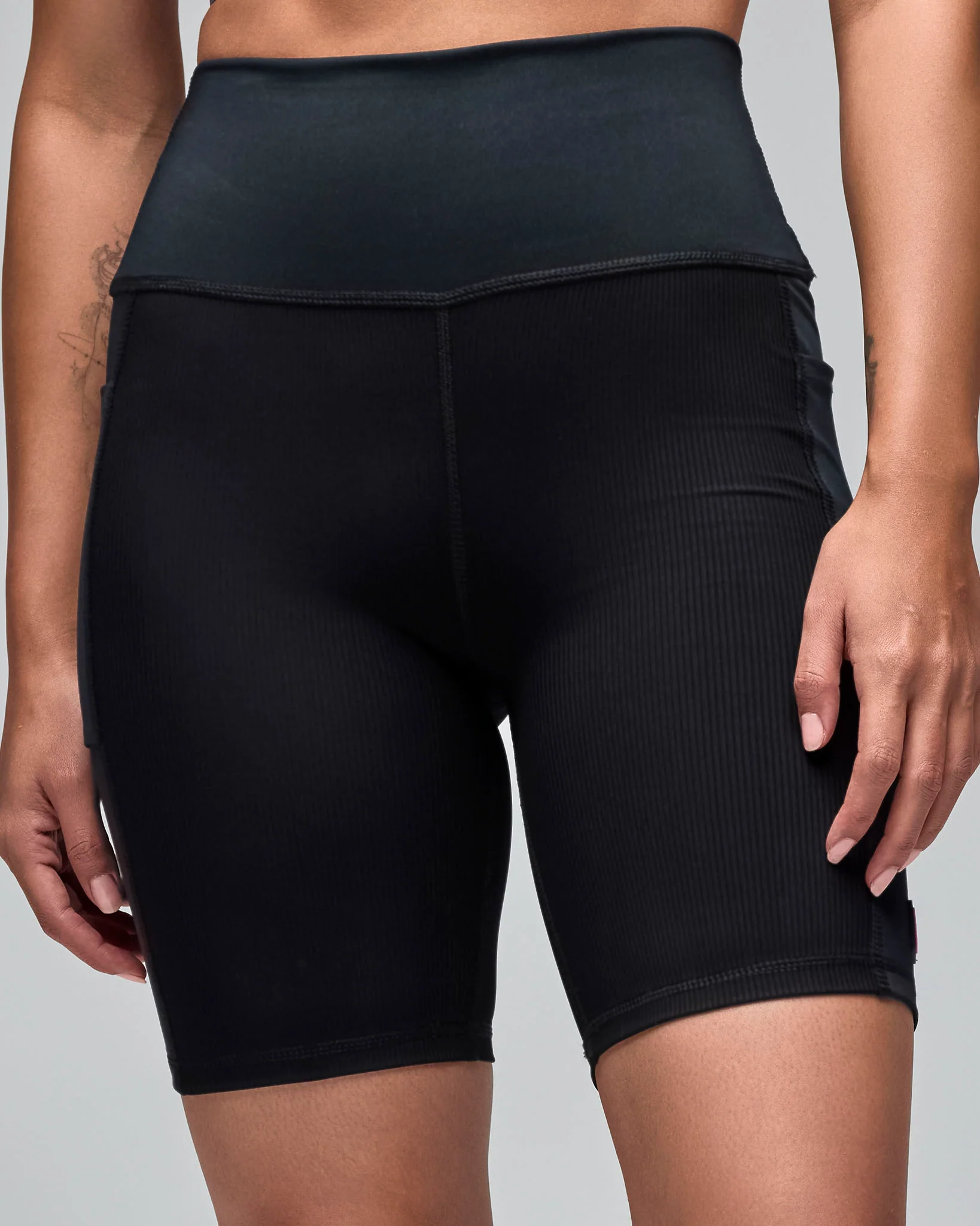 STRONG iD High Waisted Biker Shorts With Pockets - Black - Image 3