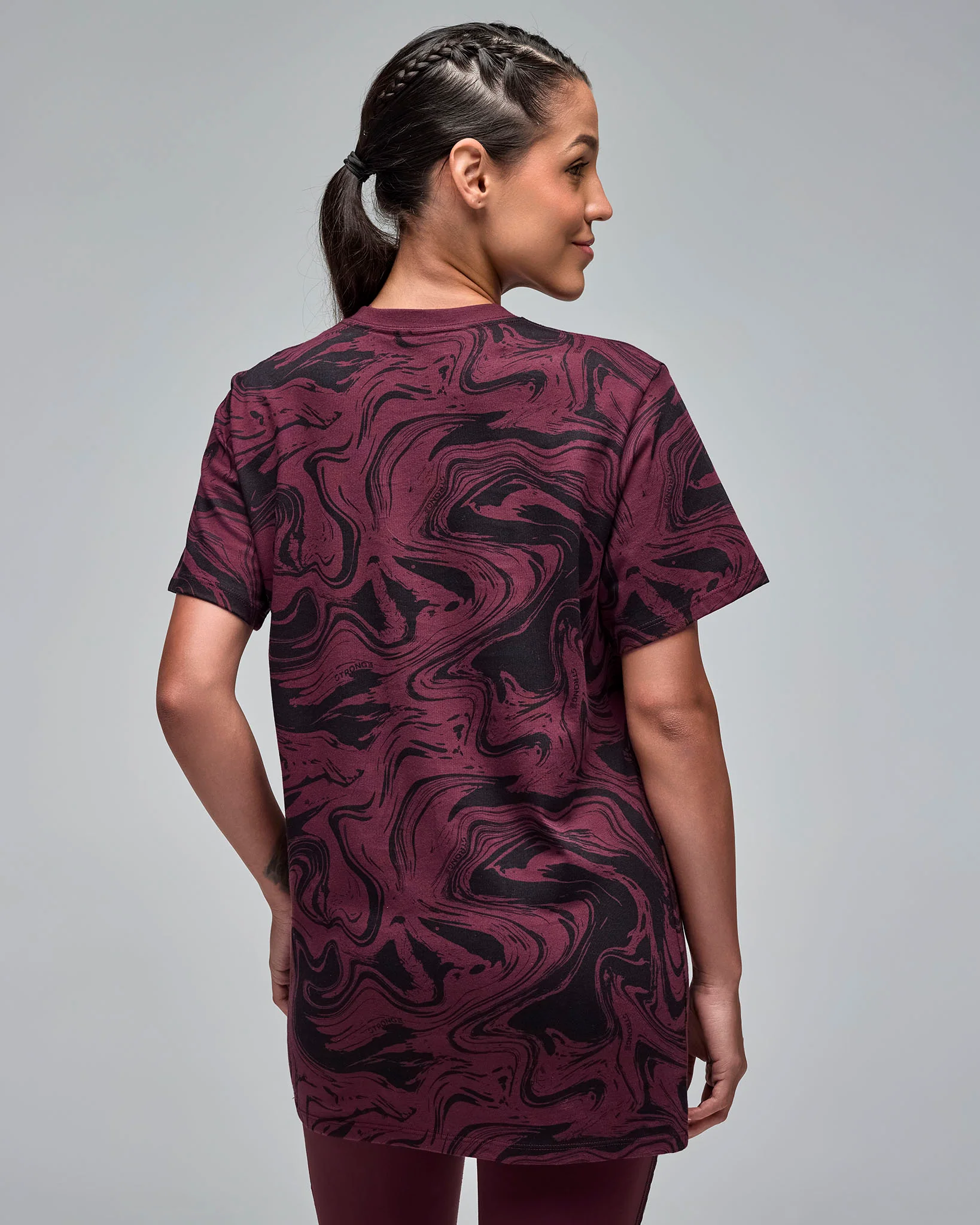 STRONG iD Unisex Tee - Burgundy/Black - Image 5