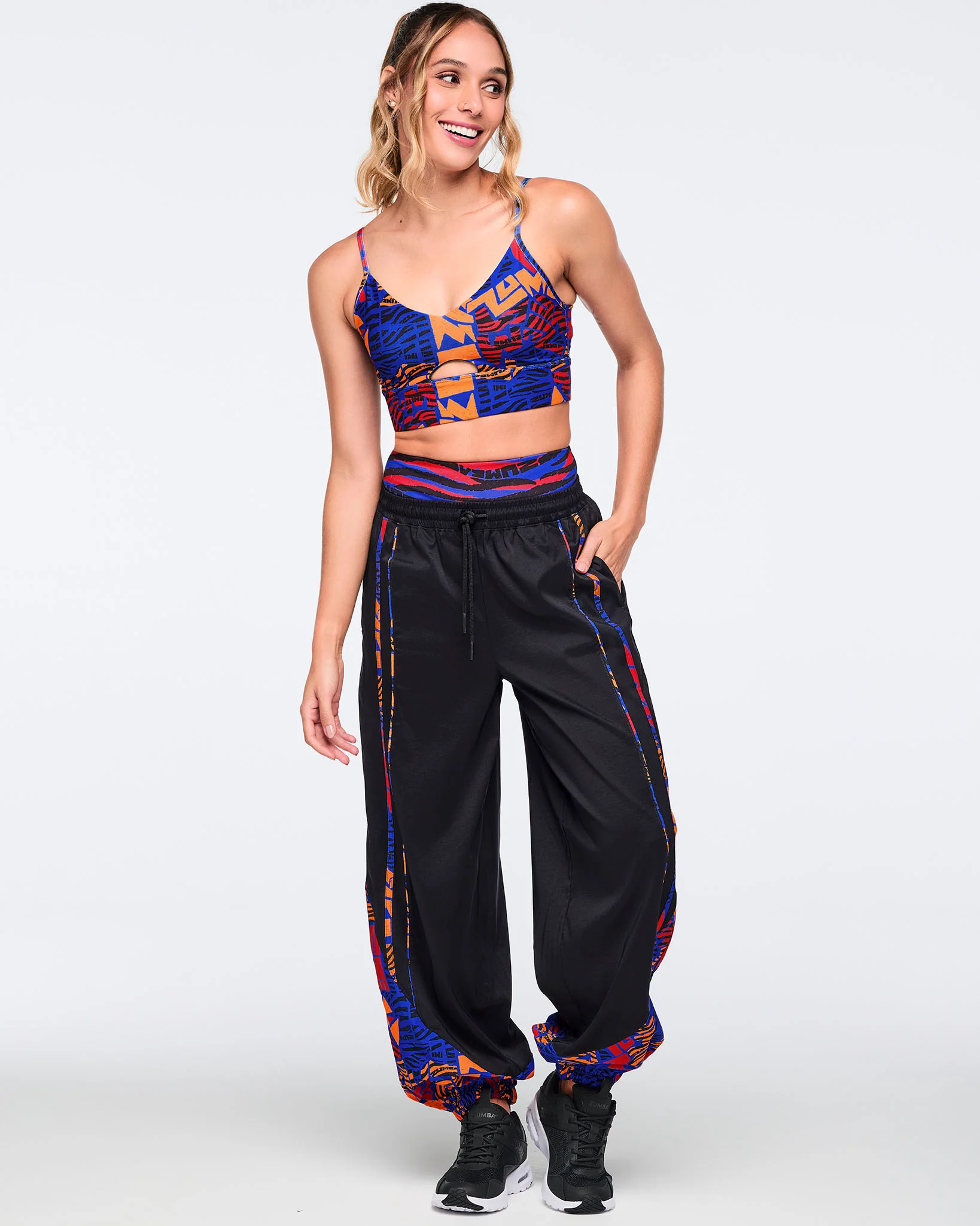 Wildbeat Woven Slouch Pants With Piping - Image 4